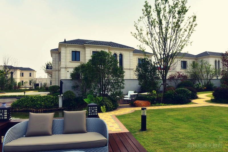 別墅小區統一安裝戶外滅蚊燈