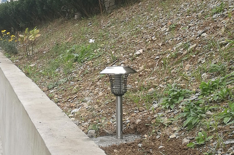 北京室外太陽能滅蚊燈效果用于用于小區草坪綠化帶