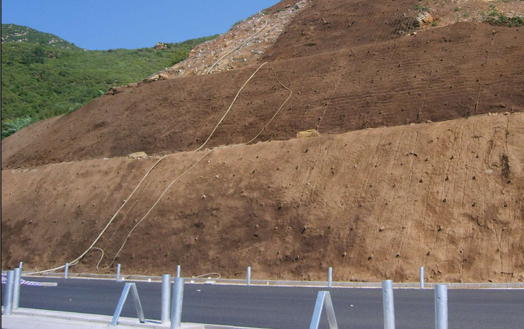 生態(tài)護坡模具在生態(tài)護坡建設(shè)中的具體應用